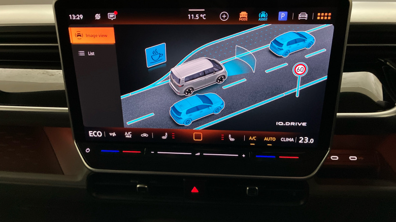 Volkswagen ID. Buzz 210kW Life Pro 86kWh 5dr LWB Auto [7 Seat] Electric Estate